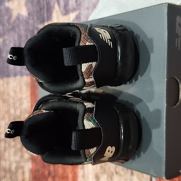 New Balance infant sneakers - Picture 6 of 8